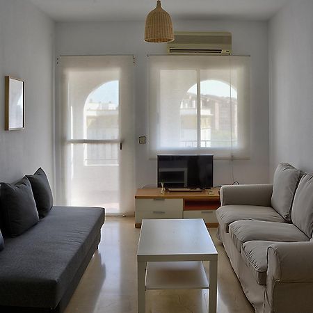 Luxury Apartment In Seville With Pool Kültér fotó