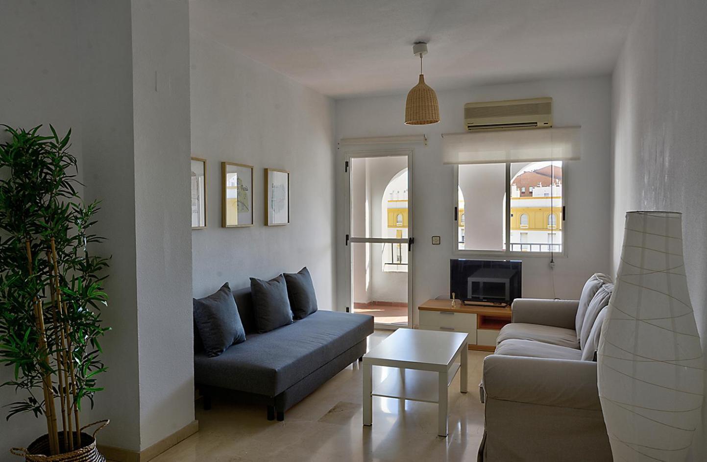 Luxury Apartment In Seville With Pool Kültér fotó