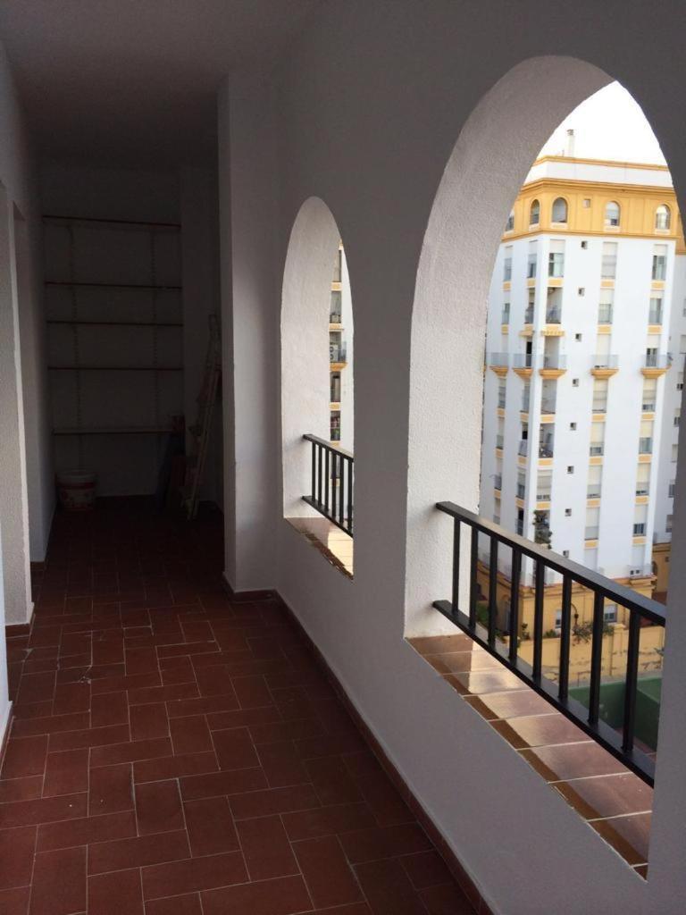 Luxury Apartment In Seville With Pool Kültér fotó